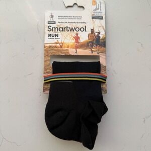 Smartwool Women's Run Low Ankle Socks Black L Targeted Cushion Merino Wool NWT